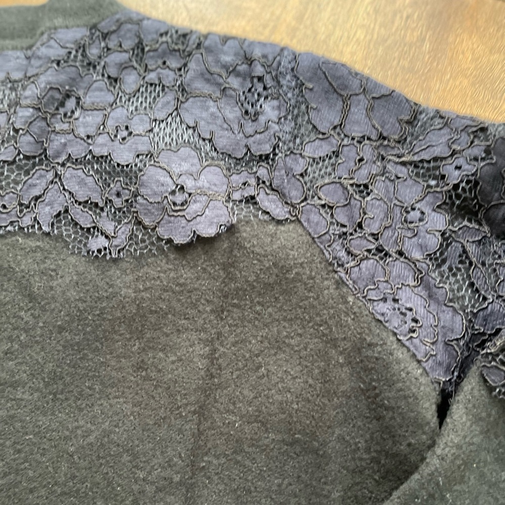 ANTHROPOLOGIE FIELD FLOWER  Black Cardigan Womens Size L Navy Laced Bell-Sleeve - Picture 10 of 13